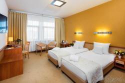 Hotel Victor Pruszków by DeSilva 11